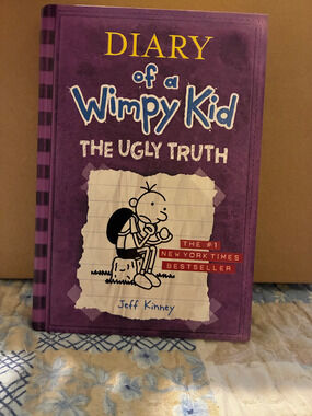 Diary of a Wimpy Kid #5 The Ugly Truth